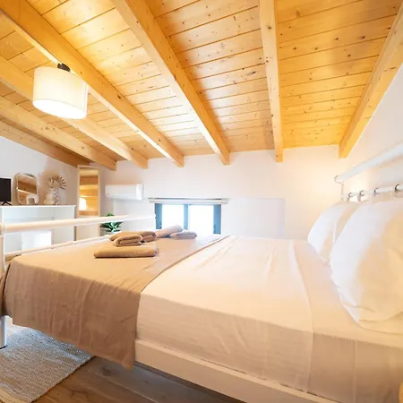 Emmari Luxury Apartment