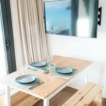 Emmari Luxury Apartment Episkopos