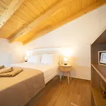 Emmari Luxury * Epíszkoposz