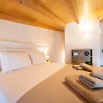Emmari Luxury *